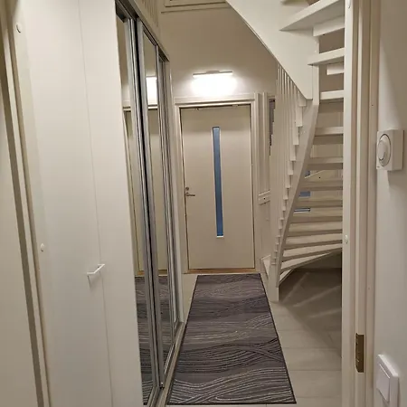74,5 M2 App Wih 4 Beds And Sauna 아파트 에스포